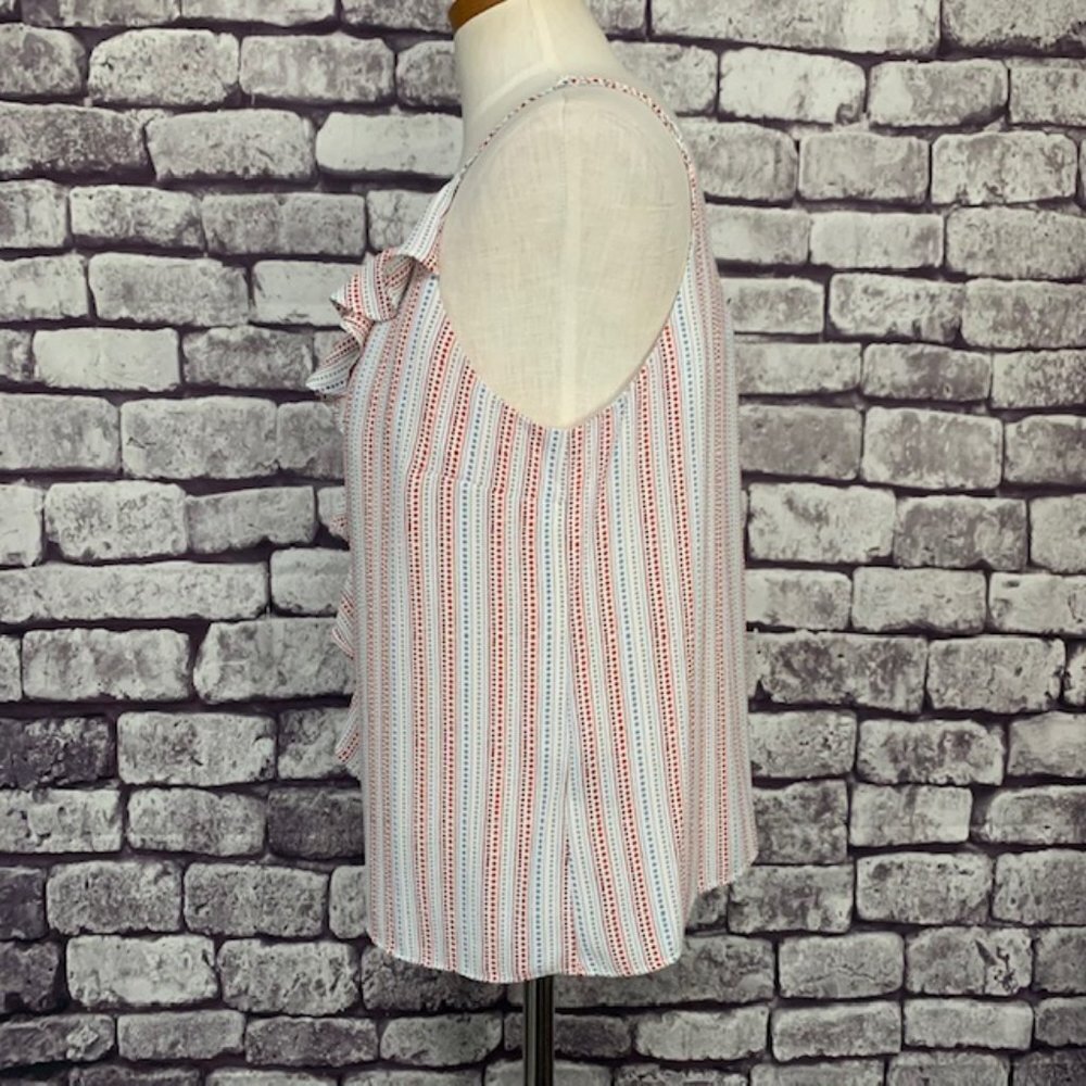 Simply Styled Blouse W/ Front Ruffle Size LP - Picture 4 of 9